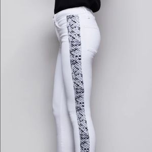 Good American Good Legs Snake Tuxedo White Jeans